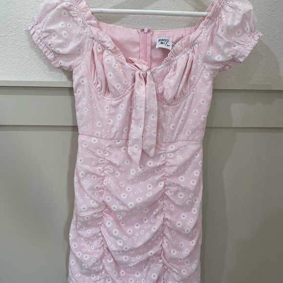 Princess Polly Light Pink Tiny Daisies Print Bow Ruffles Mini Dress Size 2 - Picture 4 of 8